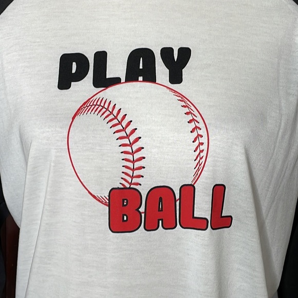 Clearance LuLaRoe Randy t-shirt Med - Picture 2 of 5